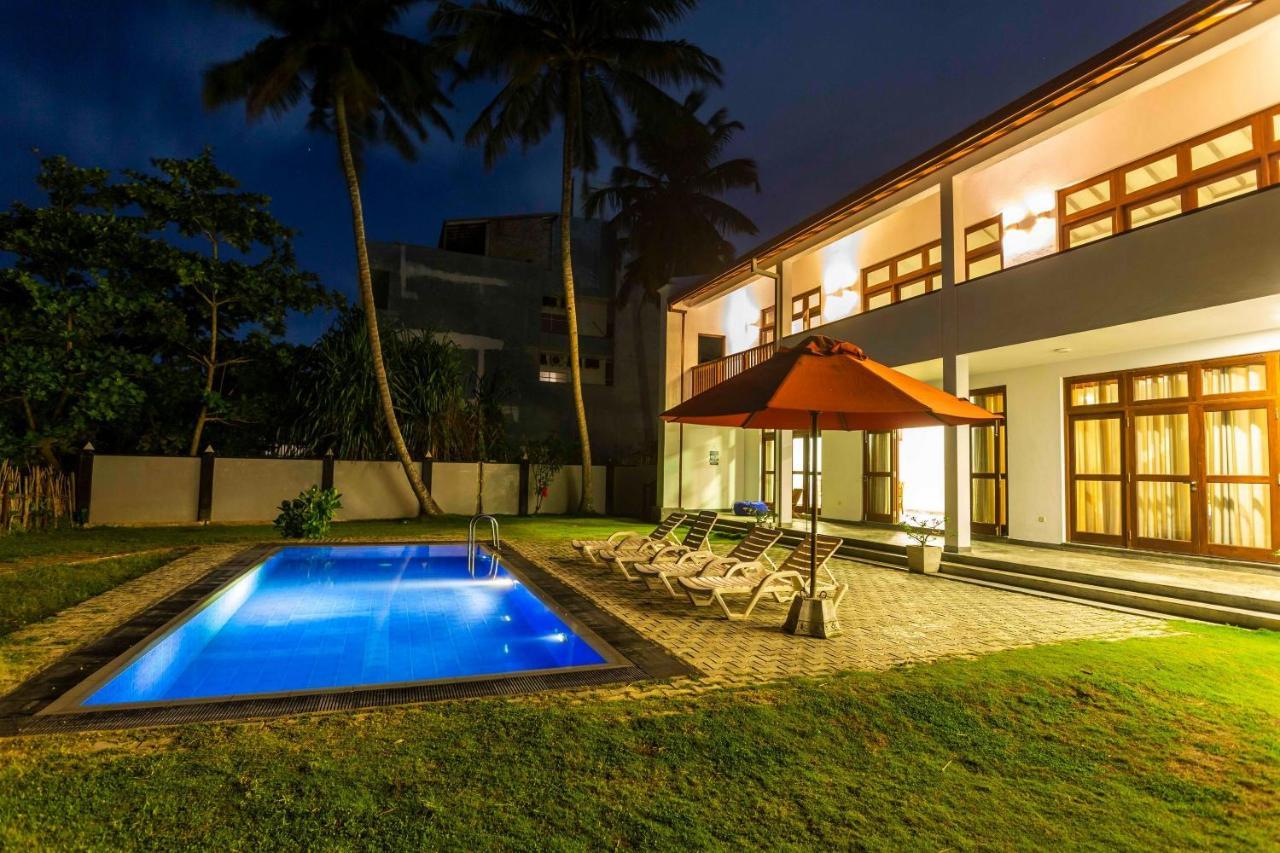 360 Surf Weligama Bay Hotel Bagian luar foto