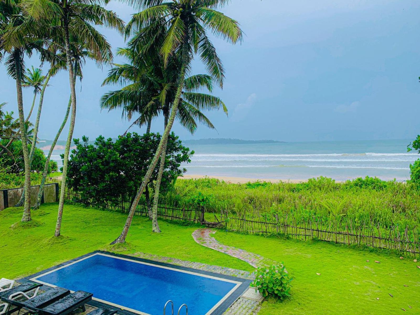 360 Surf Weligama Bay Hotel Bagian luar foto