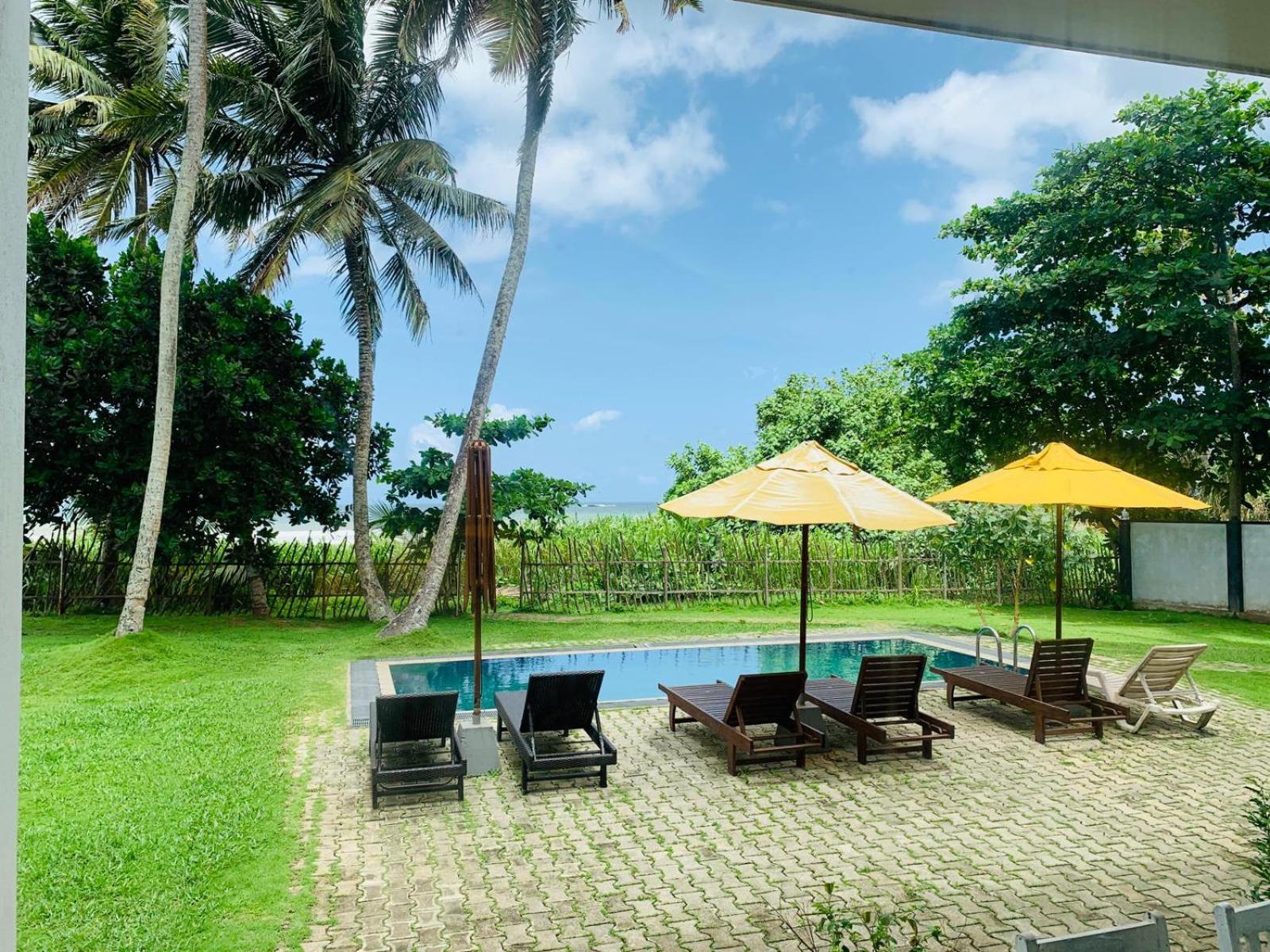 360 Surf Weligama Bay Hotel Bagian luar foto